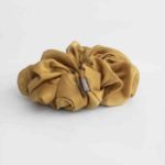Bella MEGA Scrunchie i Karry