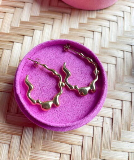 Ginni Hoops