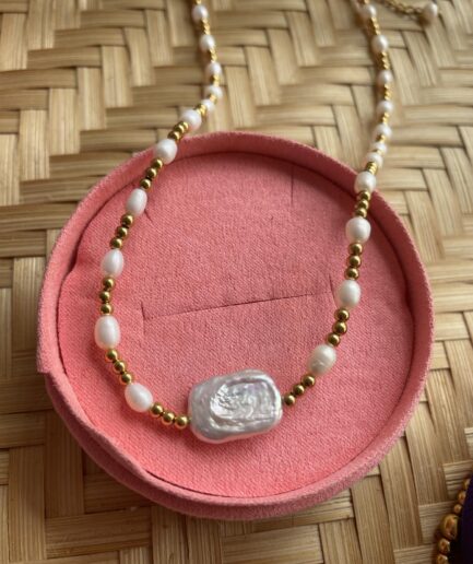 Lila Necklace