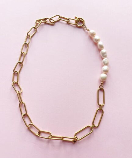 Vonda Necklace