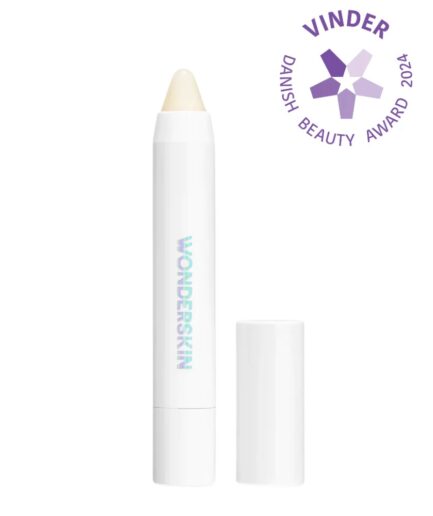 Wonder Blading 3-in-1 Lip Scrub
